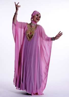 Pink kaftan pinkhostesshire2